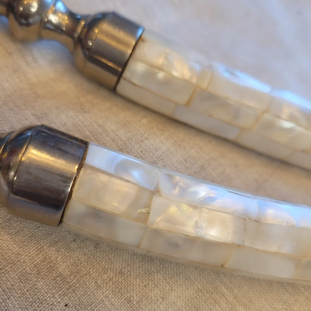 Mother of Pearl Spoon Serving 19